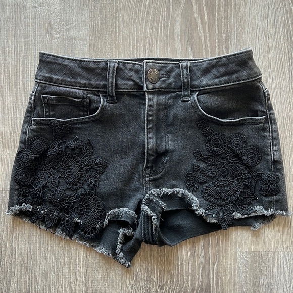 American Eagle Outfitters Pants - American Eagle Black Lace Denim Shorts Size 0